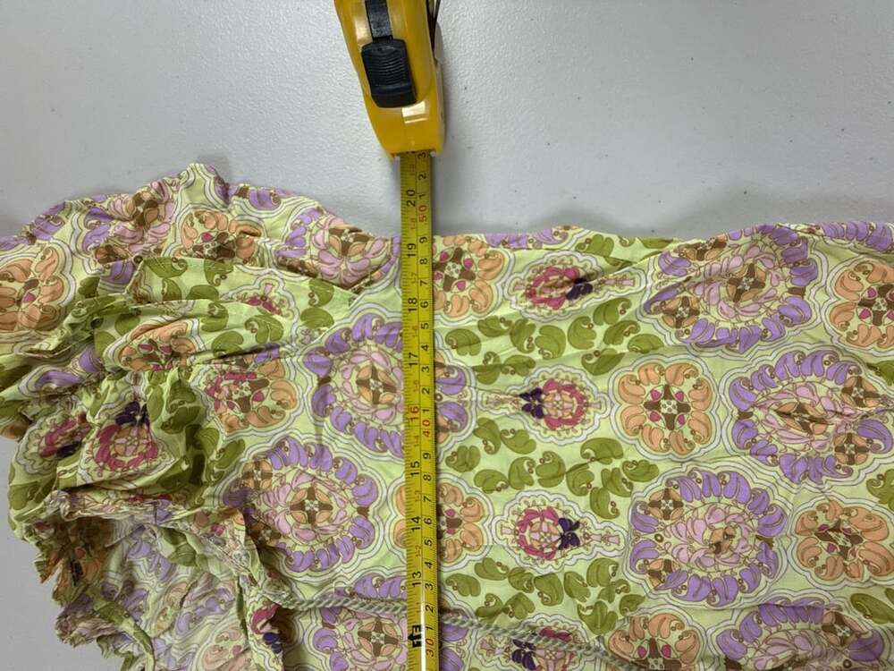 Rose + Olive Women's Floral Short Sleeve Blouse Top Green Purple Size M - Picture 4 of 4